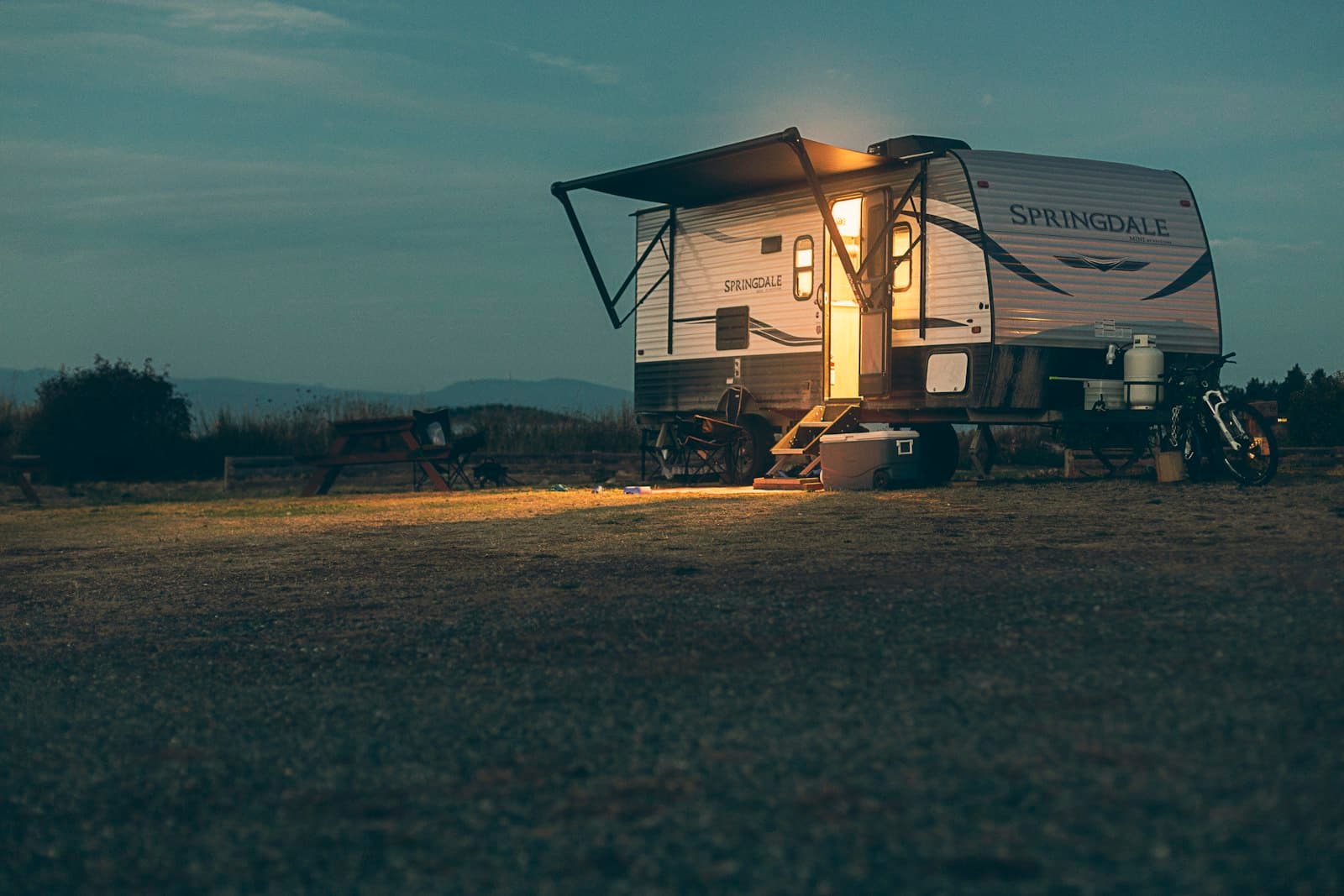 Tony Used Campers - caravan lot and camping life slideshow